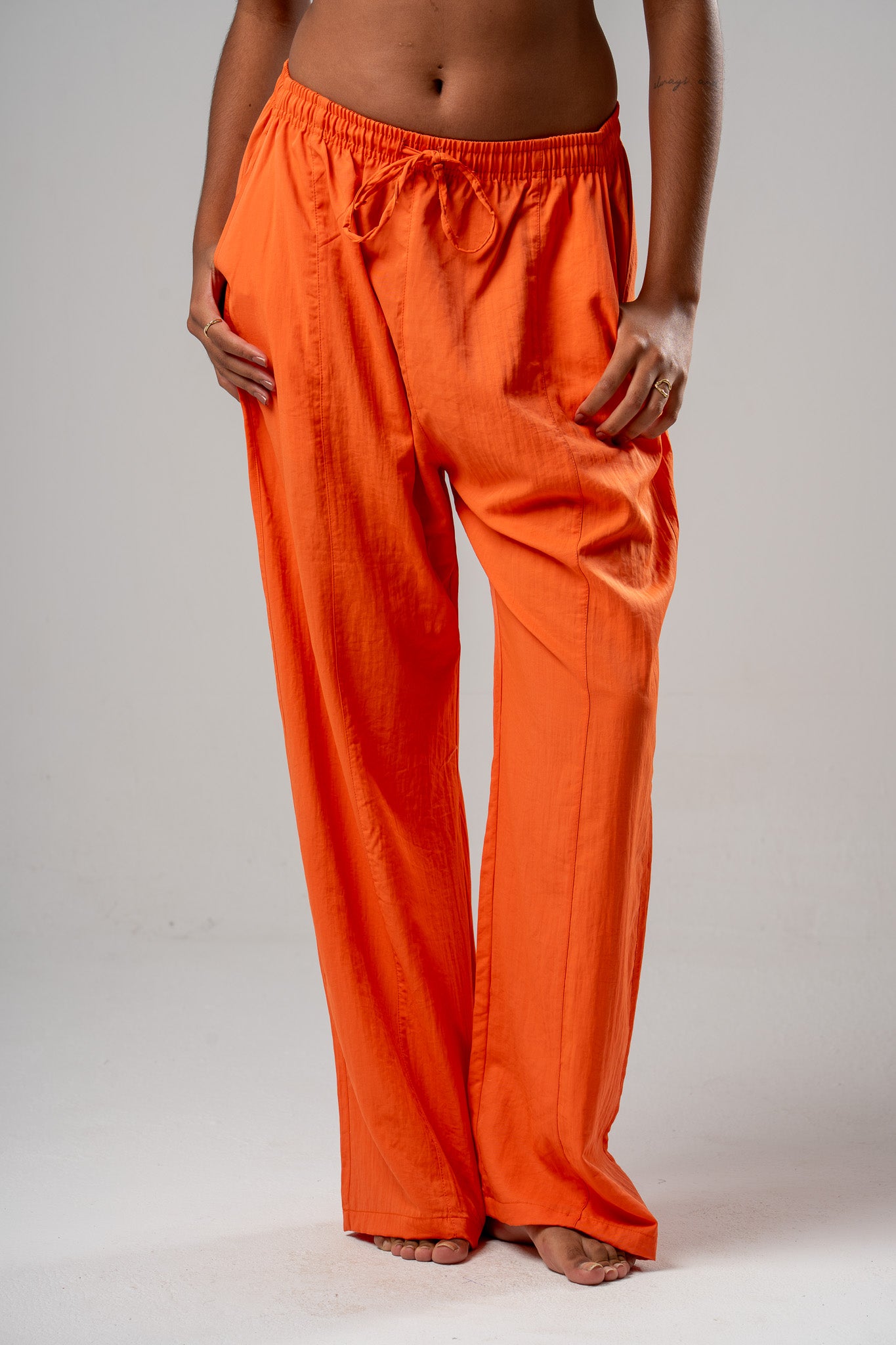 Breeze-Leg Pants